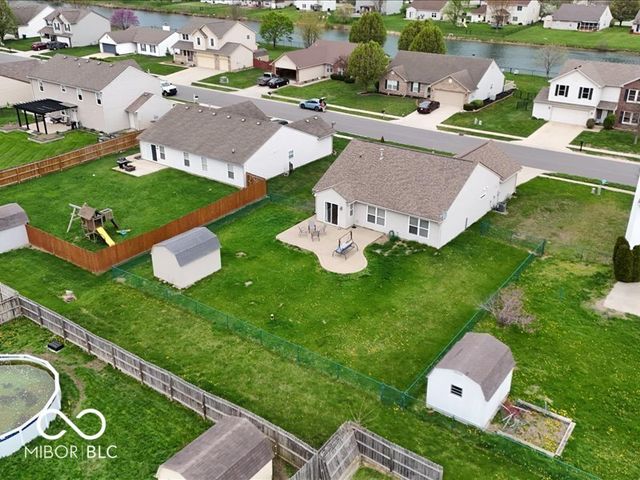 8625 Baypointe Drive, Avon, IN 46123