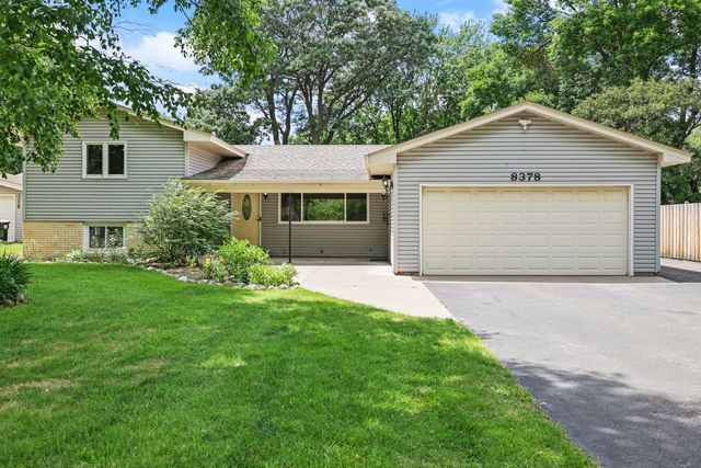 8378 Groveland Road, Mounds View, MN 55112