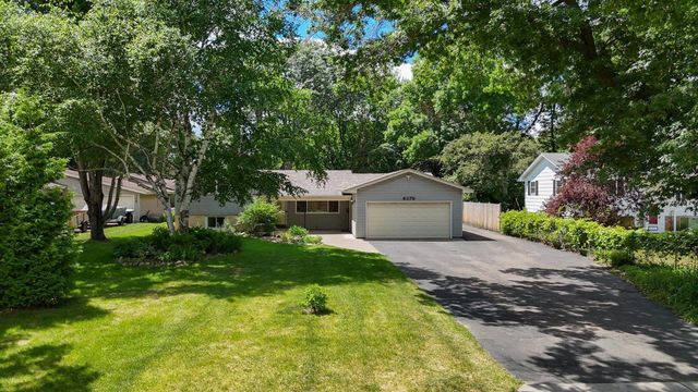 8378 Groveland Road, Mounds View, MN 55112