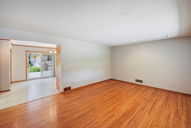 8378 Groveland Road, Mounds View, MN 55112