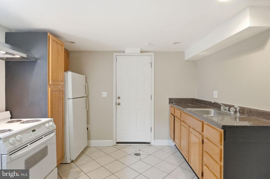 Image 30 of property listing at 715 OPUS AVE, Capitol Heights, MD 20743