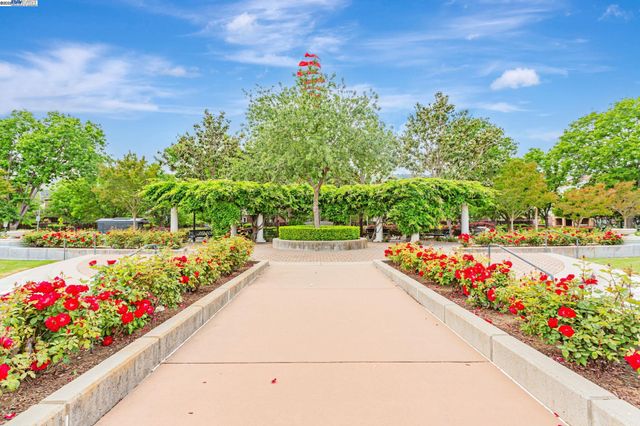 1380 Brookline Loop, Pleasanton, CA 94566