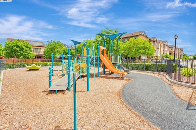 1380 Brookline Loop, Pleasanton, CA 94566