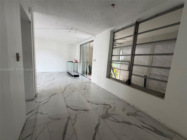 2980 Point East Drive D102, Aventura, FL 33160