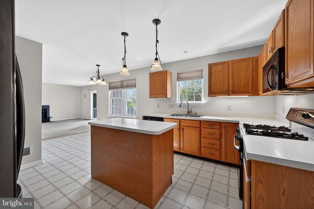 101 BAYBERRY DR, Royersford, PA 19468