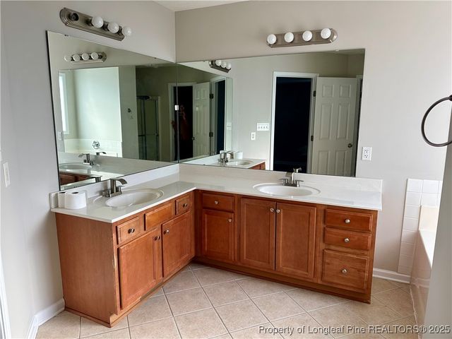 11 Lattimore Road, Cameron, NC 28326