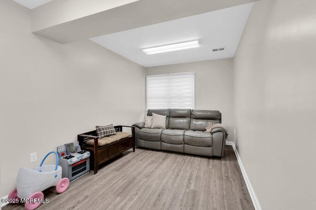 1575 Alamitos Drive, Lakewood, NJ 08701