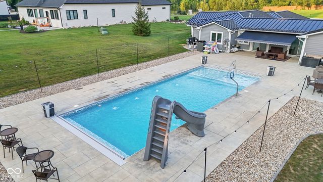 6956 Highland Ridge Court, Indianapolis, IN 46237