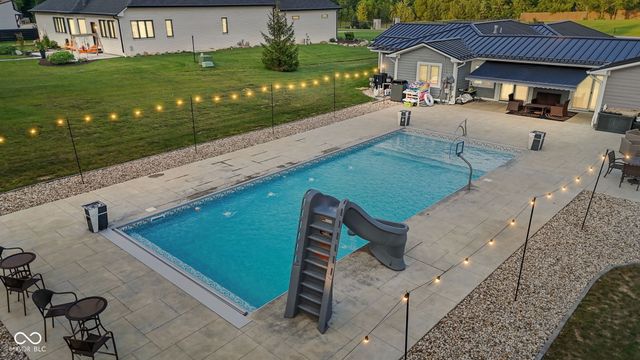 6956 Highland Ridge Court, Indianapolis, IN 46237