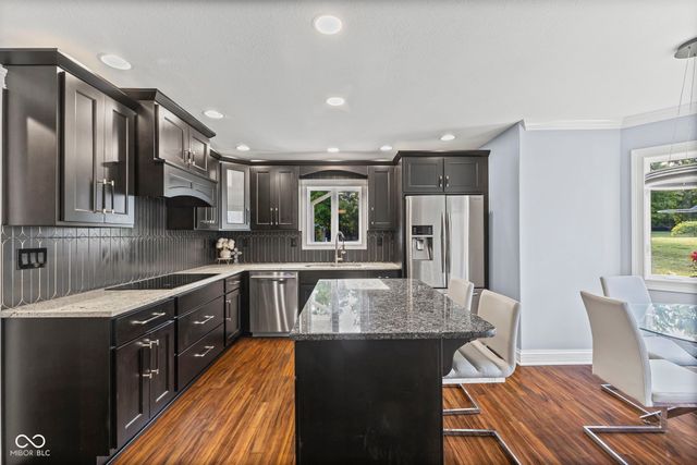 6956 Highland Ridge Court, Indianapolis, IN 46237