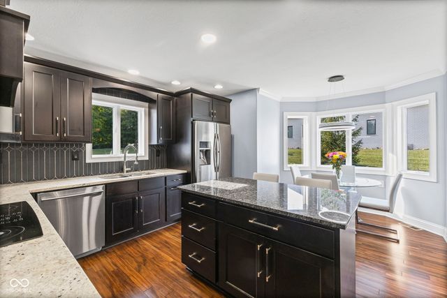 6956 Highland Ridge Court, Indianapolis, IN 46237