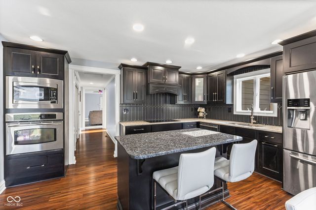 6956 Highland Ridge Court, Indianapolis, IN 46237