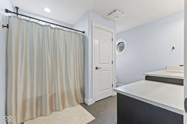 6956 Highland Ridge Court, Indianapolis, IN 46237