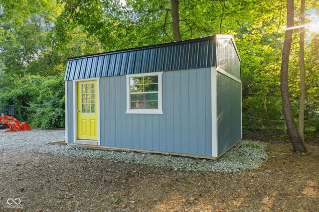 6956 Highland Ridge Court, Indianapolis, IN 46237