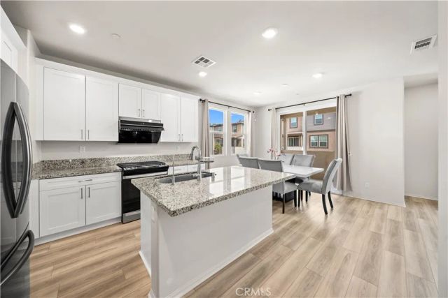1480 Stratus Dr, Pomona, CA 91768