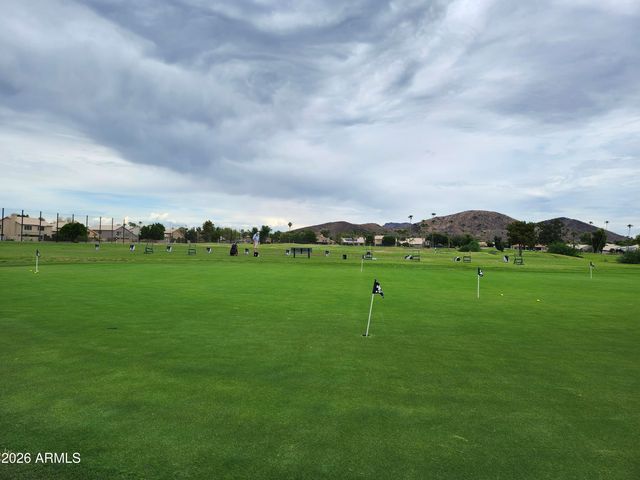 6652 W ROSE GARDEN Lane, Glendale, AZ 85308