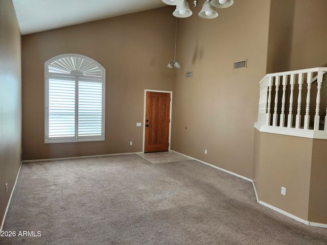 6652 W ROSE GARDEN Lane, Glendale, AZ 85308