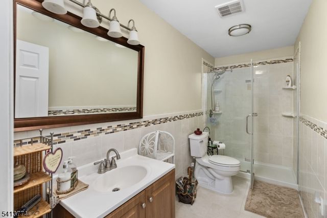 638 Ivanhoe Rd, Brick Twp., NJ 08723