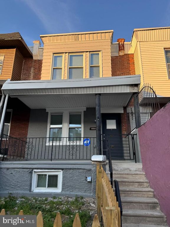 2559 S SHIELDS ST, PHILADELPHIA, PA 19142 — exterior