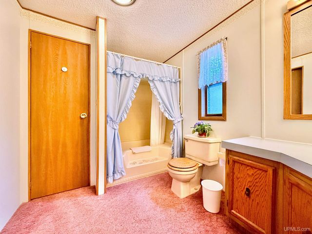 2600 S Hill Lot 41 Road, Gladstone, MI 49837