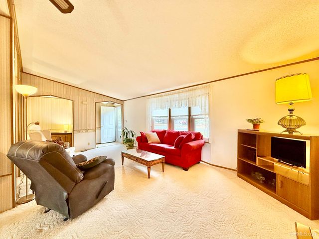 2600 S Hill Lot 41 Road, Gladstone, MI 49837