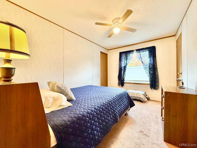 2600 S Hill Lot 41 Road, Gladstone, MI 49837