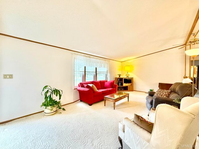 2600 S Hill Lot 41 Road, Gladstone, MI 49837