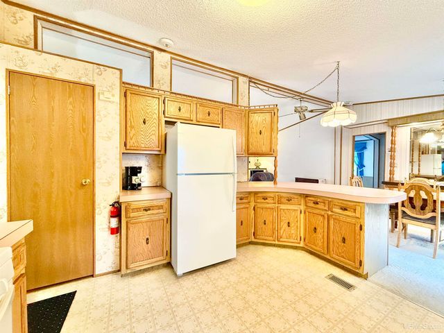 2600 S Hill Lot 41 Road, Gladstone, MI 49837