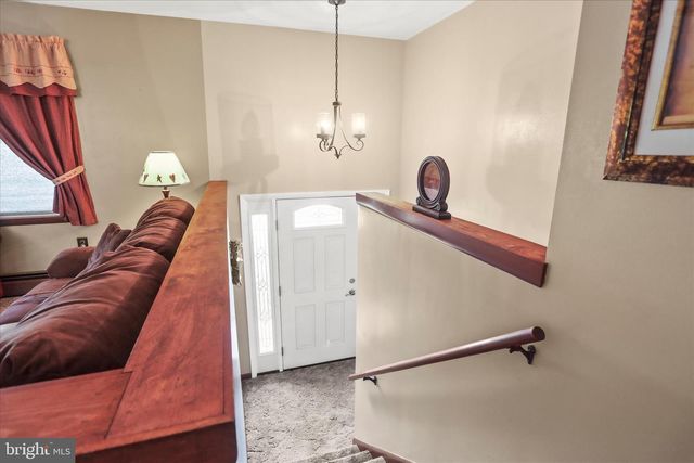 930 WESTMINSTER AVE, Hanover, PA 17331