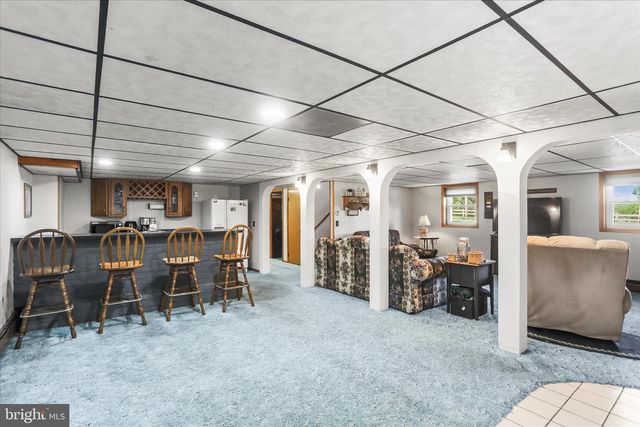 930 WESTMINSTER AVE, Hanover, PA 17331