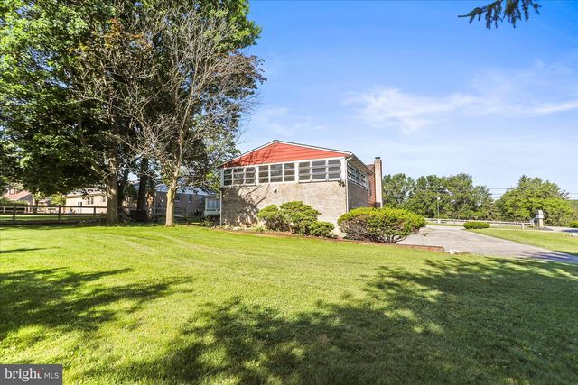 930 WESTMINSTER AVE, Hanover, PA 17331