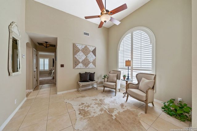 788 County Road 140, Floresville, TX 78114