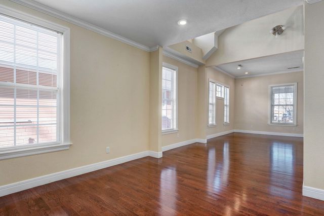 737 S Pickwick Avenue A & B, Springfield, MO 65802