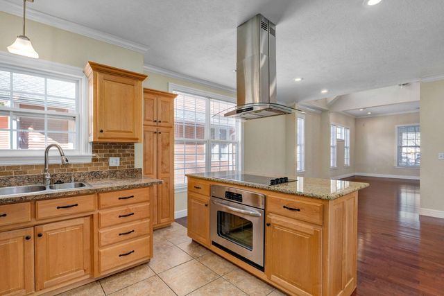 737 S Pickwick Avenue A & B, Springfield, MO 65802