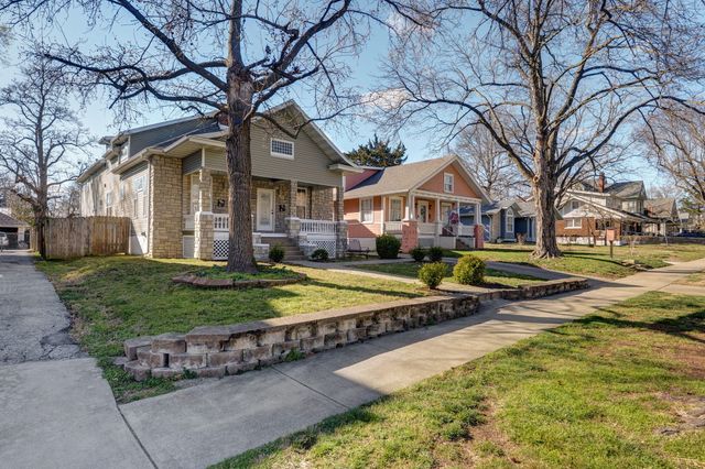 737 S Pickwick Avenue A & B, Springfield, MO 65802