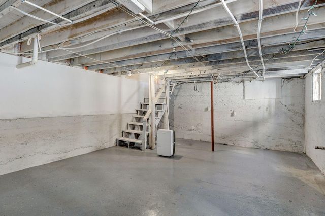 737 S Pickwick Avenue A & B, Springfield, MO 65802