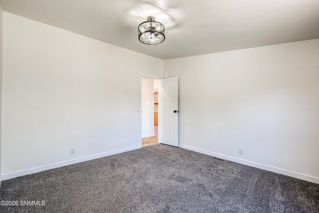 5237 Chiricahua Trail, Las Cruces, NM 88012