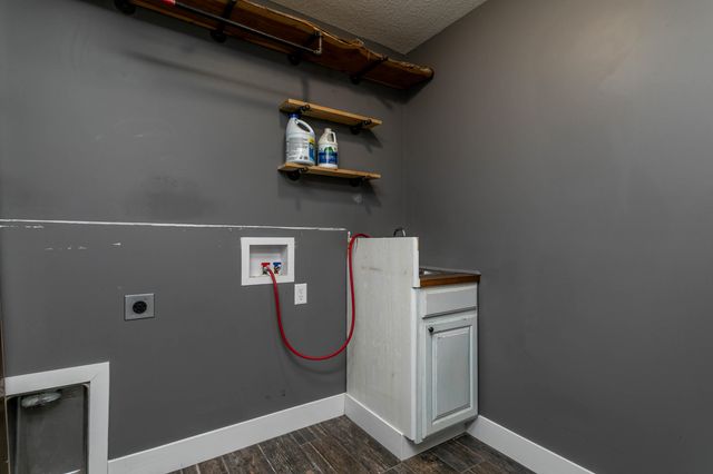 13655 BOBBIE GARRETT DR, Ashland, MO 65010