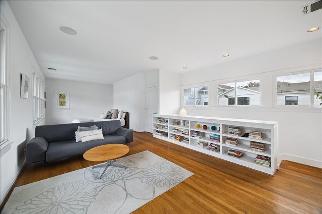 1418 Kipling Street, Houston, TX 77006