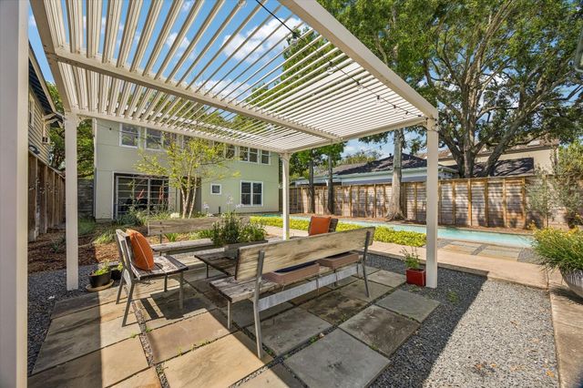1418 Kipling Street, Houston, TX 77006