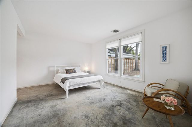 1418 Kipling Street, Houston, TX 77006