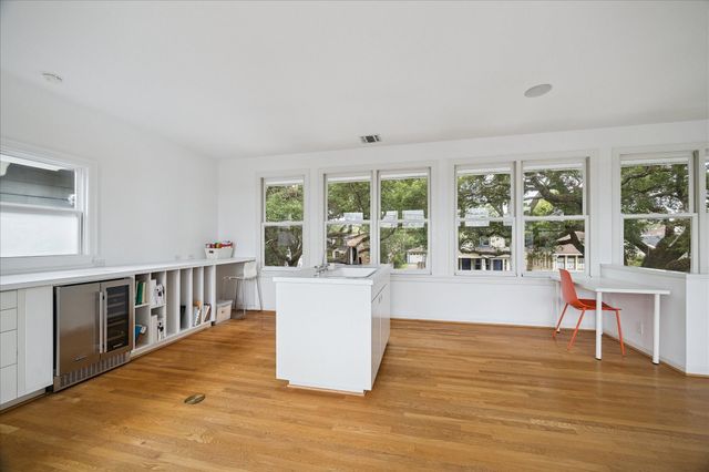 1418 Kipling Street, Houston, TX 77006