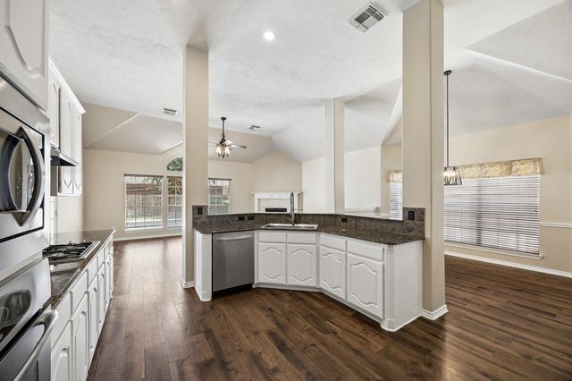 1007 Longdraw Drive, Katy, TX 77494