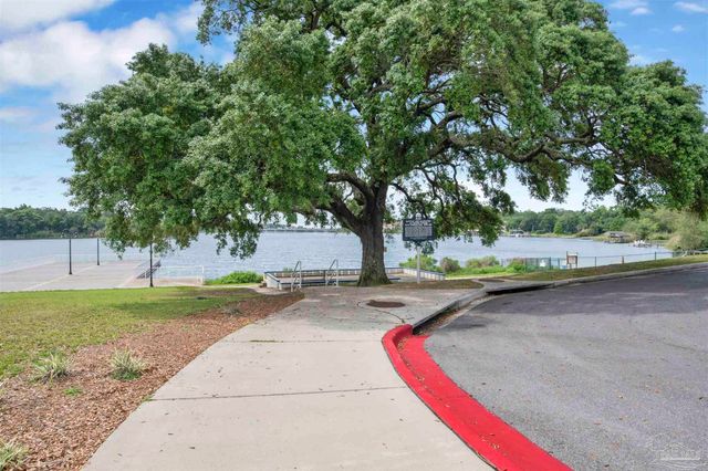 3570 N 12th Ave, Pensacola, FL 32503