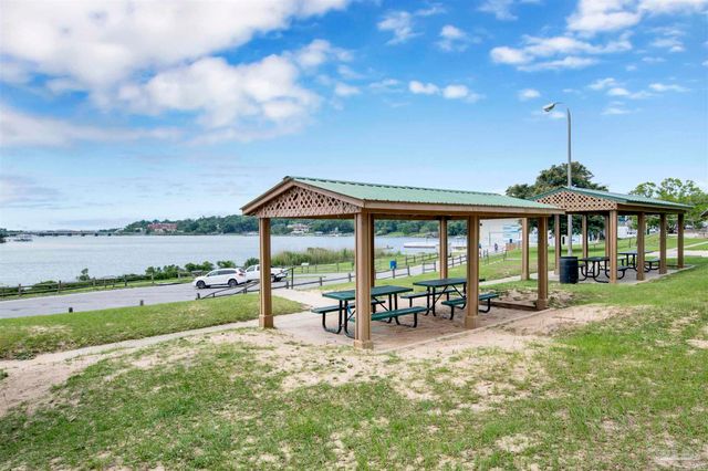 3570 N 12th Ave, Pensacola, FL 32503