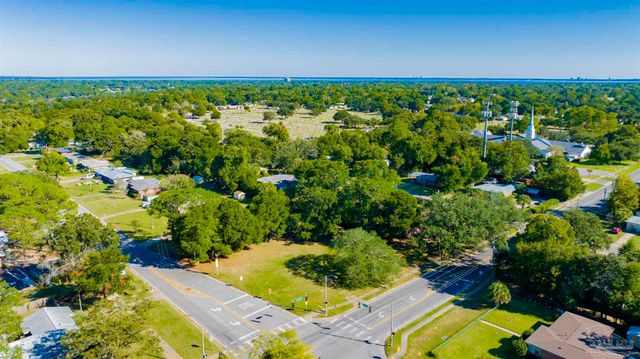 3570 N 12th Ave, Pensacola, FL 32503