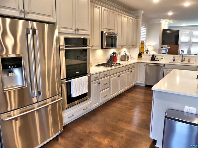1318 FREE STATE DR, Charlottesville, VA 22901