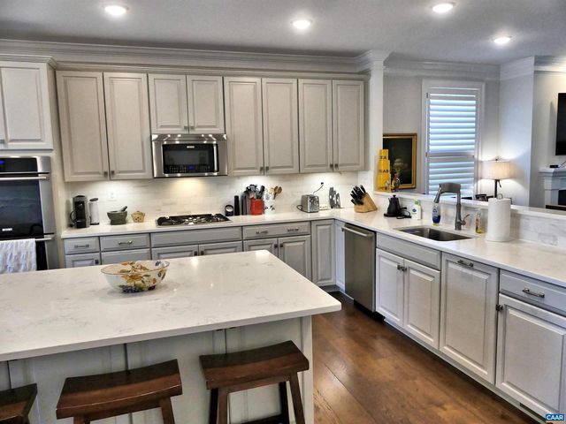 1318 FREE STATE DR, Charlottesville, VA 22901