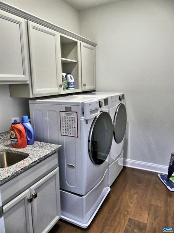 1318 FREE STATE DR, Charlottesville, VA 22901