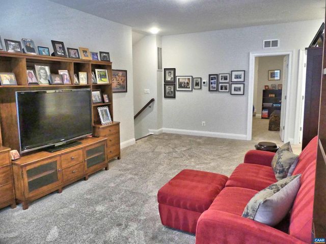 1318 FREE STATE DR, Charlottesville, VA 22901